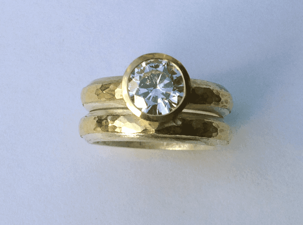 18 carat white and yellow gold, diamond