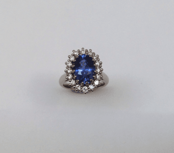 Sapphire and diamond cluster ring, 18 carat white gold